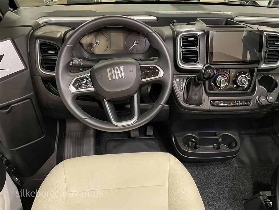 Autostar Premice I740 LC